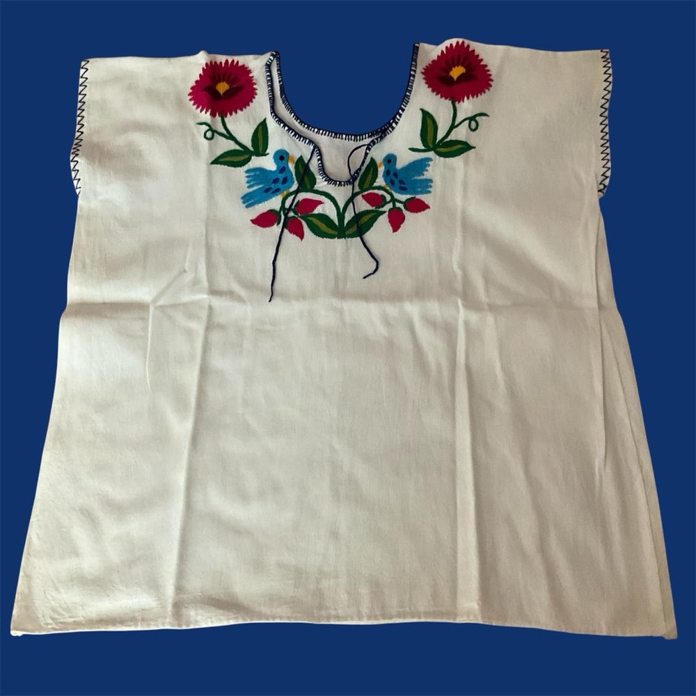 NWOT Vintage Traditional Mexican Handmade Sleeveless Blouse